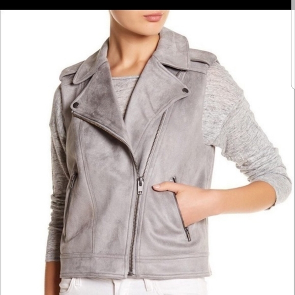 Mystery Box of 3 Tailored Tops - Picture 10 of 10